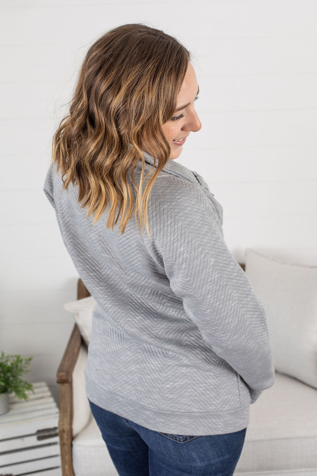 Quilted Button Snap Pullover - Grey