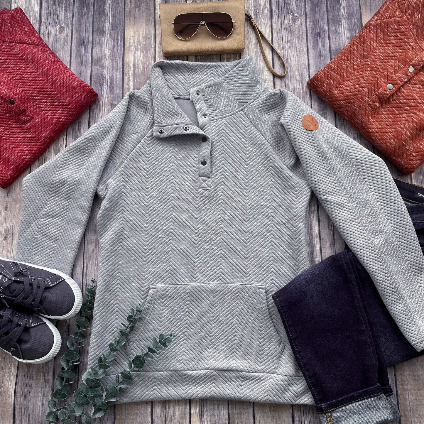 Quilted Button Snap Pullover - Grey