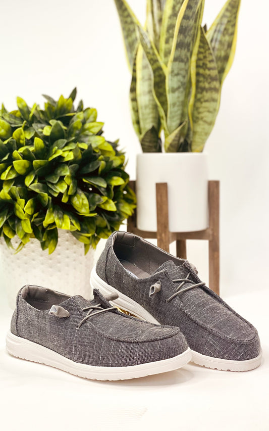 Maco Sneaker in Charcoal