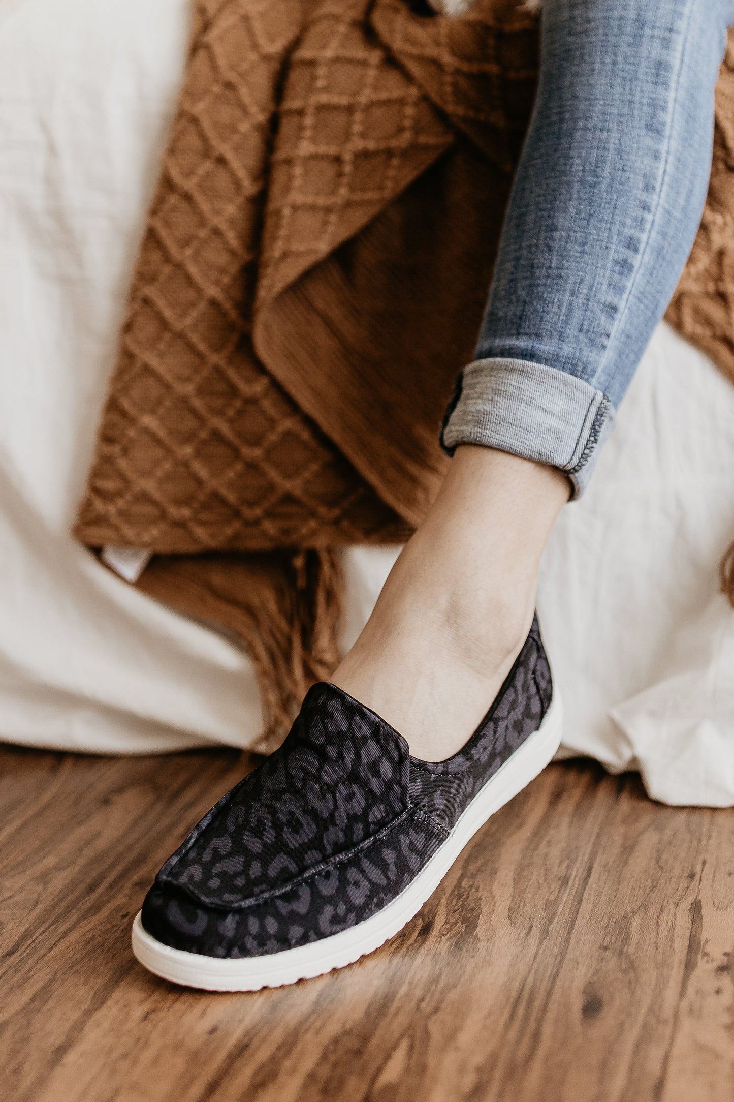 Maya Sneakers in Black Leopard