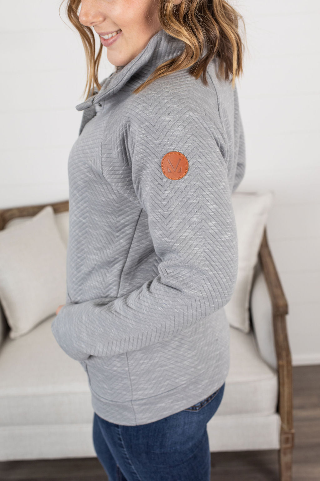 Quilted Button Snap Pullover - Grey