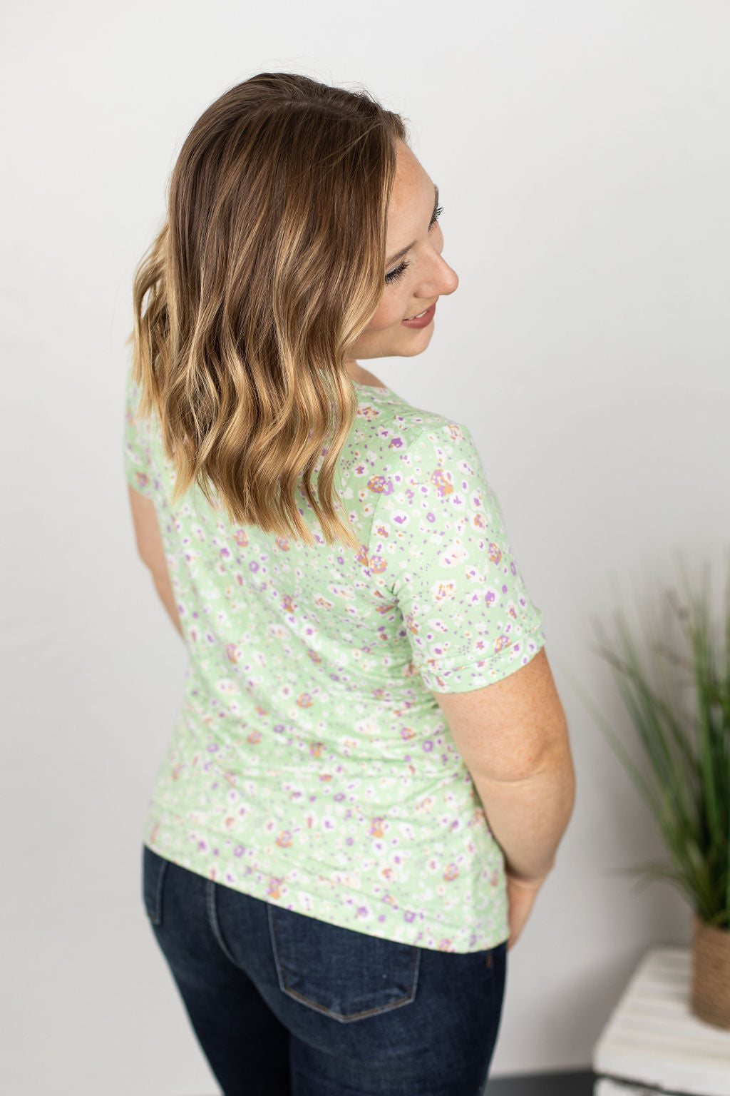 Sophie Classic Pocket Tee - Green Ditsy Floral