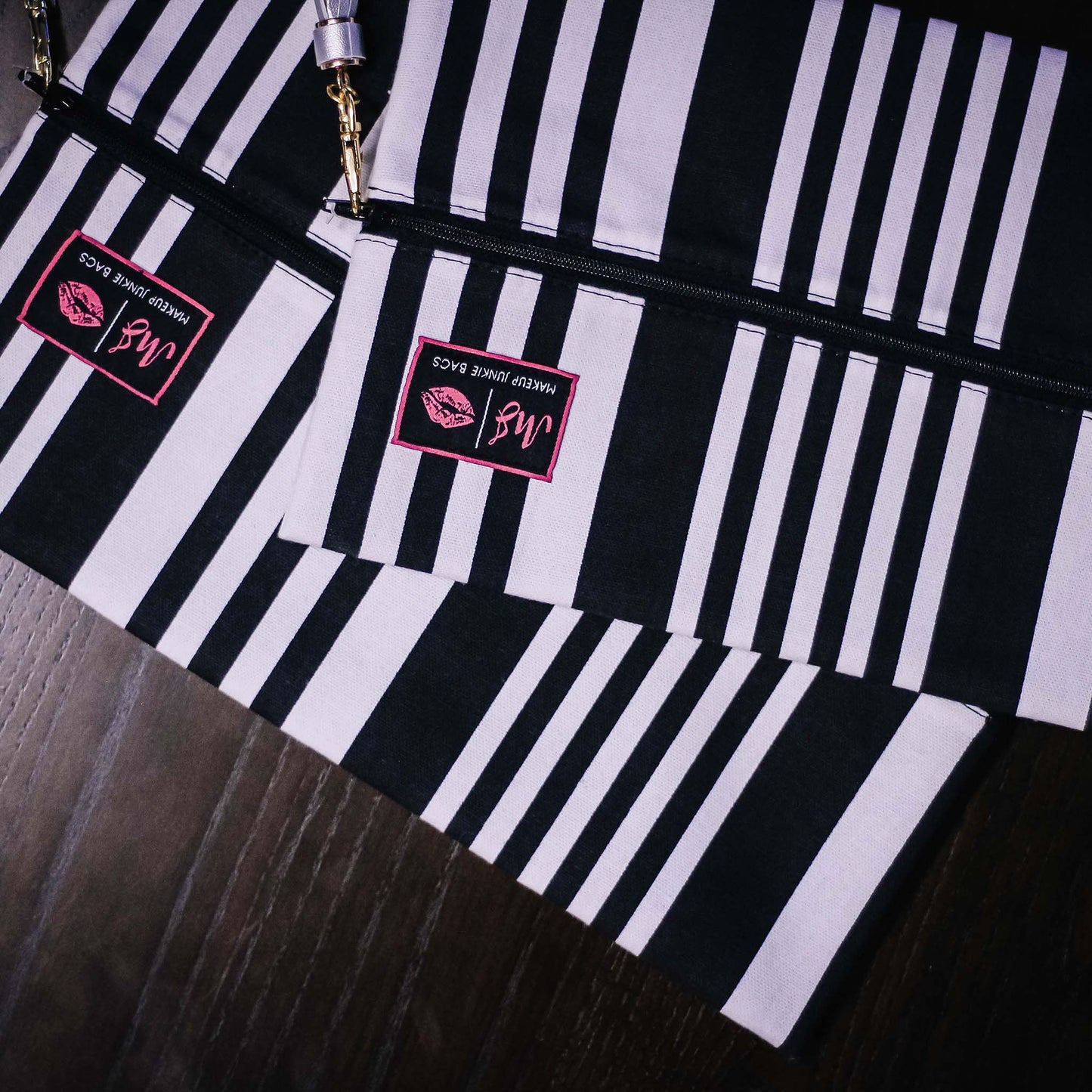Asymmetrical Stripe